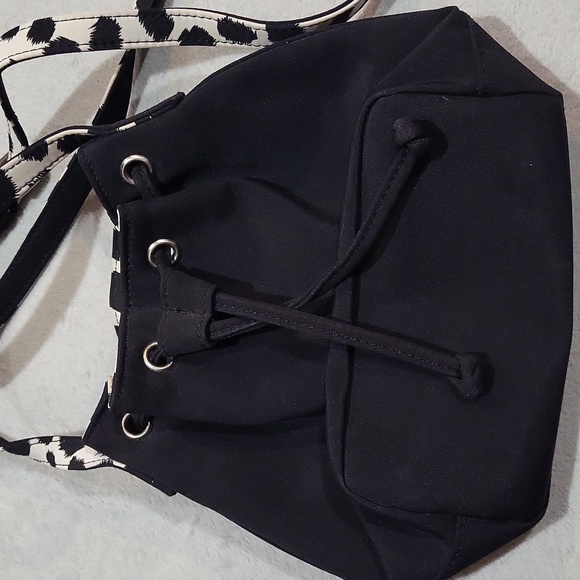 Nine West Bucket Bag - Picture 2 of 13